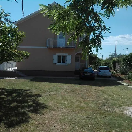 Amg 3* Privlaka (Zadar)